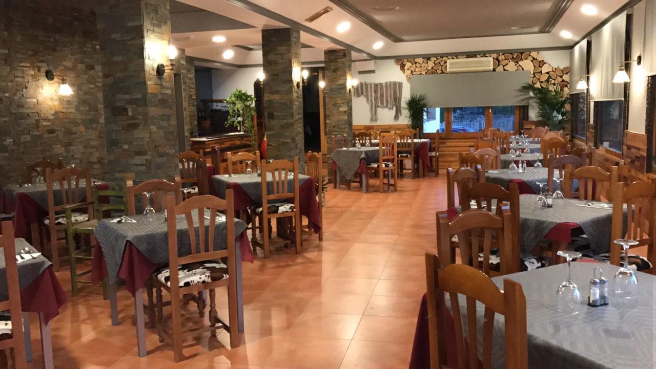 Hostal Venta Del Peral Cullar de Baza Exterior photo